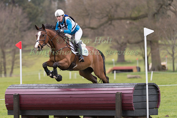 GEMMA GURVIDI  RIDING  OSBOURNE D