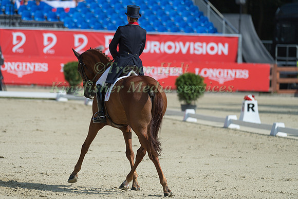 PIGGY FRENCH (GBR) AND QUARRYCREST ECHO
