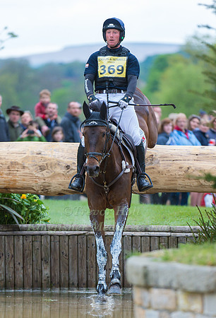 Oliver Townend riding  SKYHILLS CAVALIER