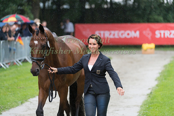 BETTINA HOY (GER) AND SEIGNEUR MEDICOTT