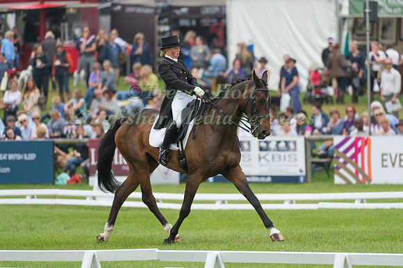Rosalind Canter (GBR) riding Allstar B