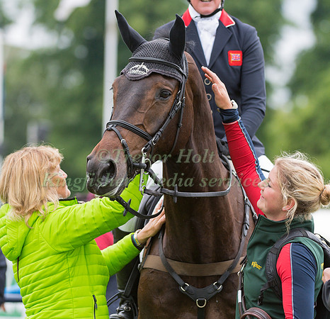 NICOLA WILSON (GBR) AND JL DUBLIN
