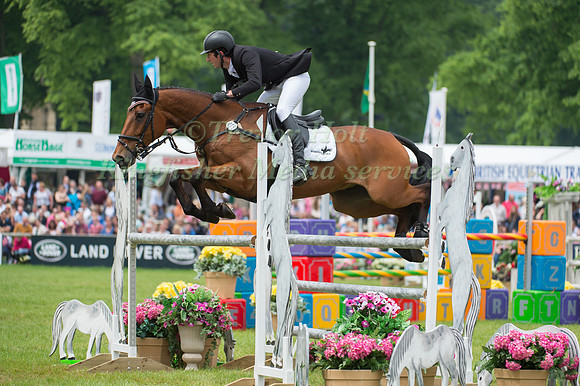 Nicolai  Aldinger (GER) riding Tactic