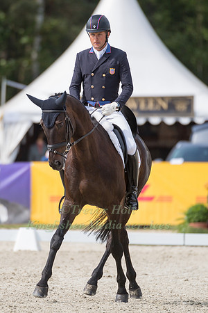 BOYD MARTIN (USA) AND SHAMWARI