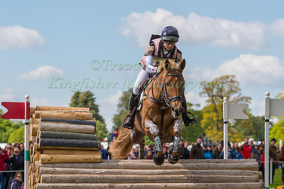 Georgie Spence (GBR) and  Halltown Harley