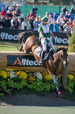 Paul Tapner  and Inonothing