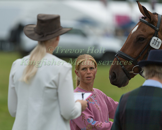 ROSALIND CANTER  AND IZILOT DHI
