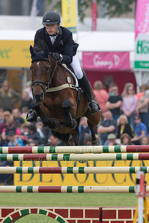 SAM ECROYD (GBR) AND MASTER DOUGLAS