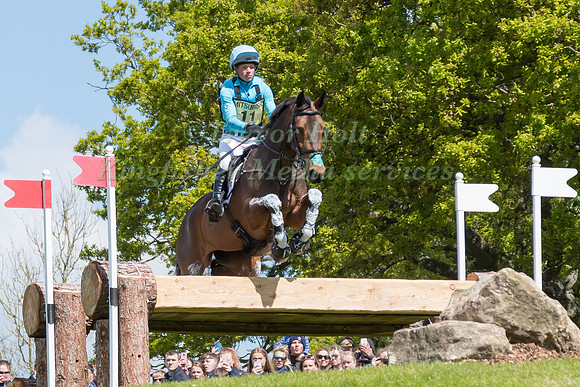 Izzy Taylor (GBR) and  Call Me Maggie May
