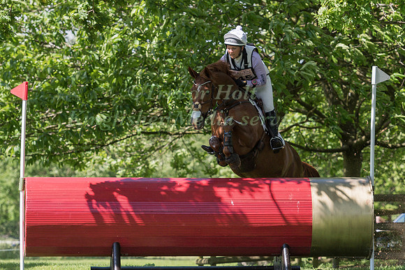 GEMMA TATTERSALL (GBR) RIDING BILLY SENORA  IN THE CROSS COUNTRY PHASE OF THE CCI TWO STAR AT THE 2017 HOUGHTON INTERNATIONAL HORSE TRIALS