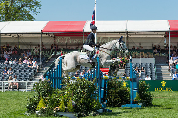 ASHLEY EDMOND  (GBR) RIDING  TRIPLE CHANCE