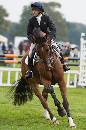 Rosalind Canter of Great Britain riding  NO EXCUSE
