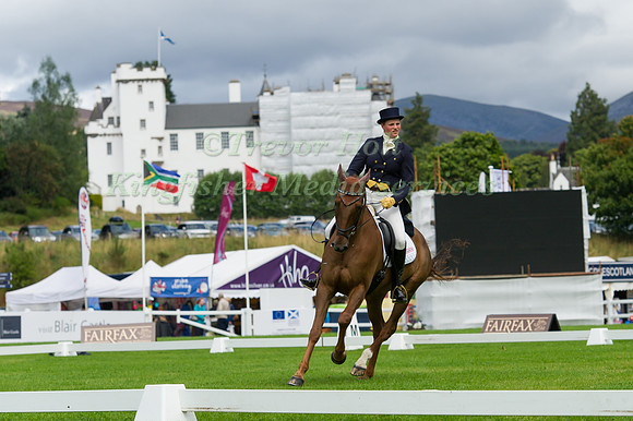 SARAH HOLMES (GBR) RIDING LOWHILL CLOVER