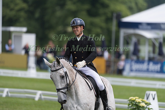 PONTUS  HUGOSSON (SWE) AND CUT THE CUTENESS