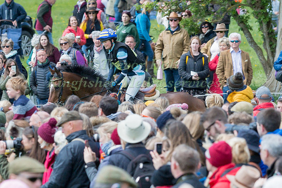 Malin Josefsson (SWE) and  Golden Midnight