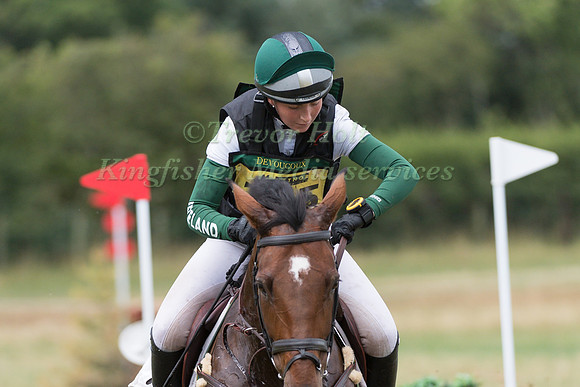 SUSIE  BERRY (IRL) AND FERNHILL SMART CHOICE