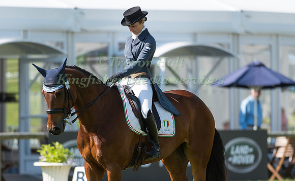 Arianna Schivo (ITA) riding Quefira De L' Ormeau