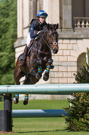 ERIKA SJOSTROM (SWE) RIDING HAKUNAMATATA 9  IN THE CROSS COUNTRY PHASE OF THE CCI TWO STAR AT THE 2017 HOUGHTON INTERNATIONAL HORSE TRIALS