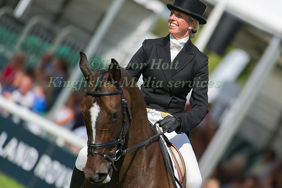 KATIE BARBER (GBR) RIDING WOODFIELD RIA