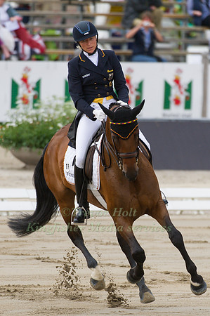 Ingrid Klimke and FRH Escada JS