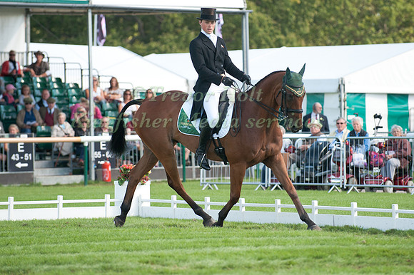Sam Watson and Horseware Bushman