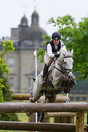 Pippa Funnelll and Billy the Biz