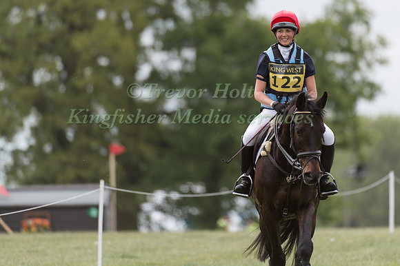 Charlotte Agnew Riding  Condor L 2