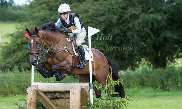 Megan Heath (NZL) riding Wolke Sieben 49