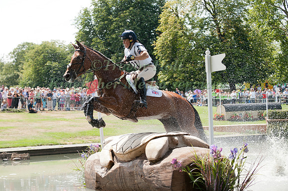 Pippa Funnelll & Billy Shannon