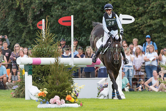 Alice Casburn (GBR) and Topspin