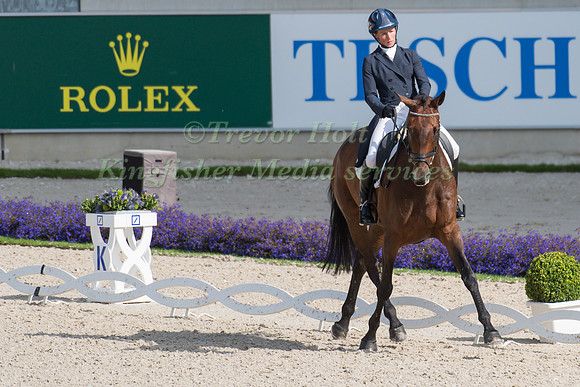 Sarah Ennis (IRL) and BLM Diamond Delux