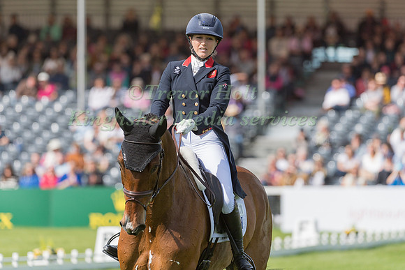 Laura Collett (GBR) and London 52
