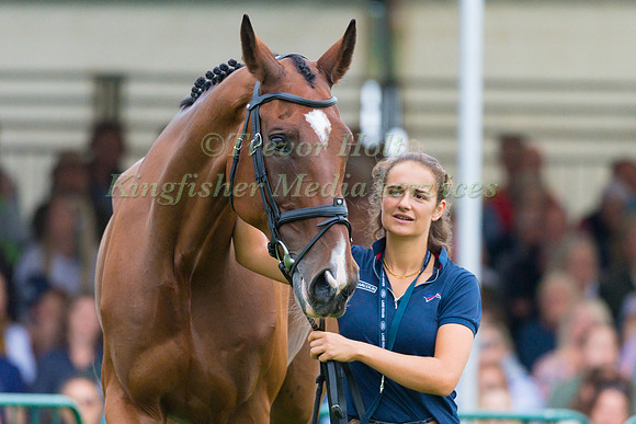 Elora Lyard (FRA) and Unum De' Or