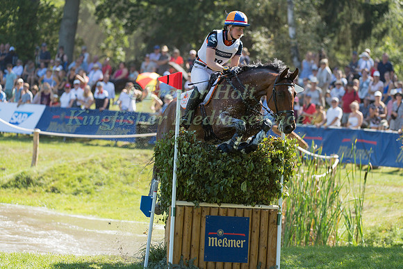 Aliene Ruyter (NED) and Bomba