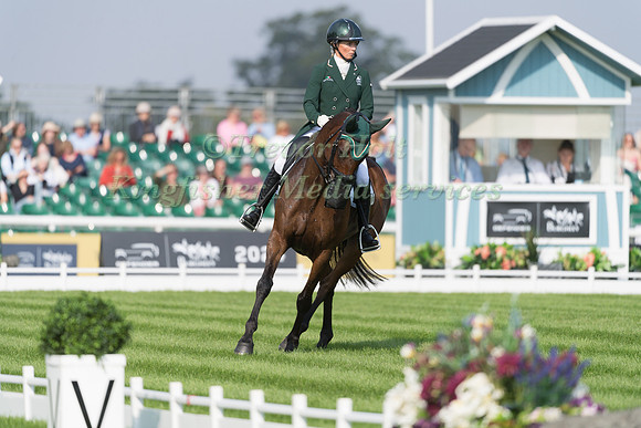 SARAH ENNIS AND GRANTSTOWN JACKSON (IRL)