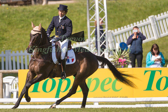Regis Pru Hon  (FRA) riding Tarastro