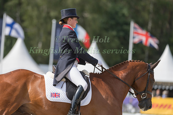 PIGGY FRENCH (GBR) AND QUARRYCREST ECHO