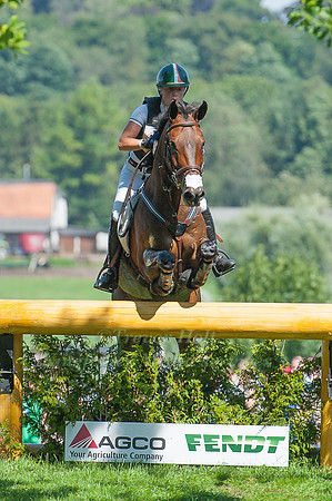 Camilla Speirs riding Portersize Just a Jiff  cross country
