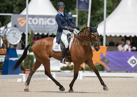 ANNA FRESKGARD (SWE) AND FLY AWAY V/D N. RANCH