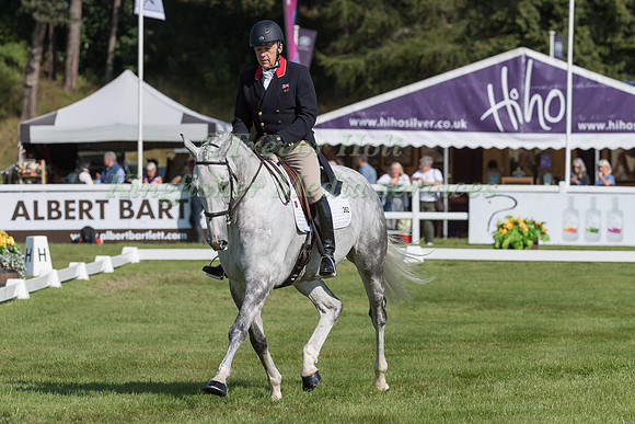 IAN STARK  AND CHATSWORTH DIAMOND