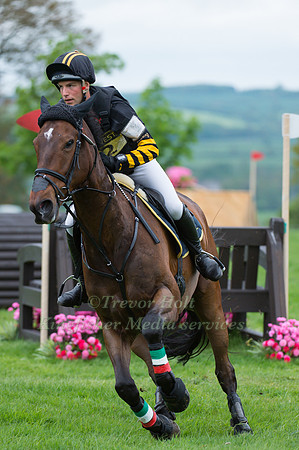 Roberto  Scalisi (ITA) riding Samarkand