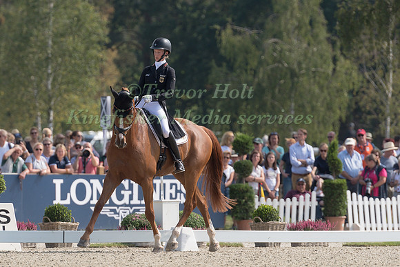Sandra Auffarth (GER) and Viamant du Matz