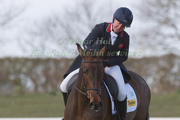 NICOLA WILSON RIDING LEVITATE