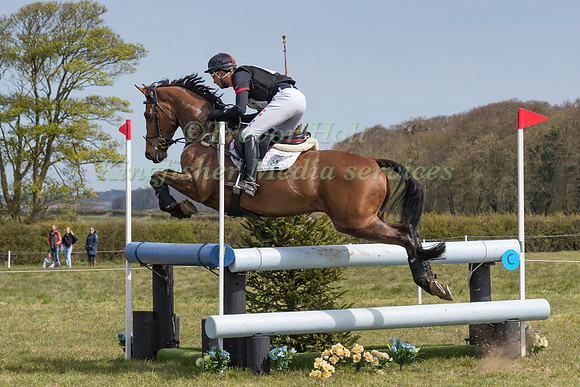 ALEX HUA TIAN RIDING JILSONNE VAN BAREELHOF