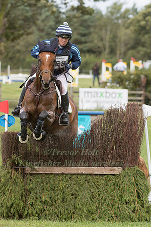 SARA BOWE RIDING  ERBENTICO VB