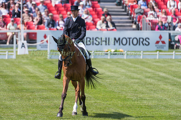 Pascal Leroy of France riding Minos de Petra