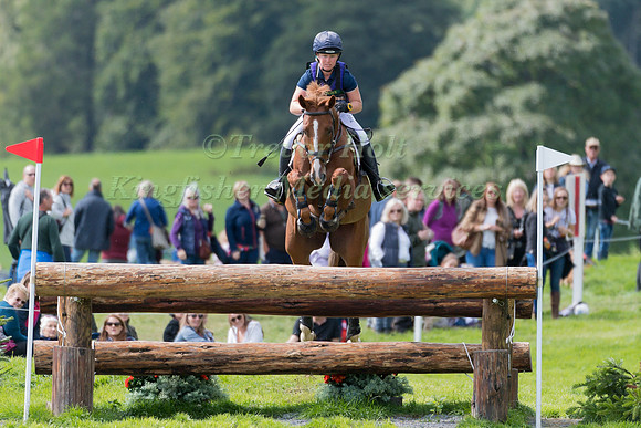 HANNAH NORVILL (NZL) AND MAGIC ROUNDABOUT IV