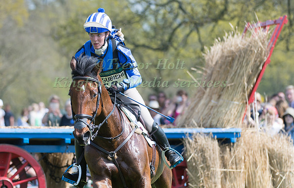 IMOGEN MURRAY (GBR) RIDING  IVAR GOODEN