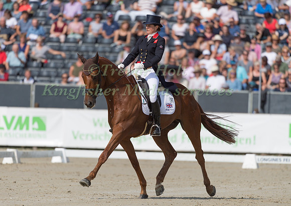 Piggy French (GBR) and Quarrycrest Echo