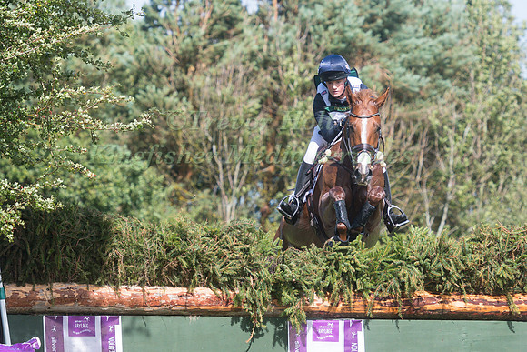 BUBBY UPTON RIDING  MAGIC ROUNDABOUT IV